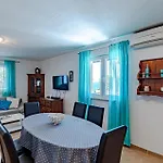 Two-Bedroom Holiday Home In Dingac Holiday home