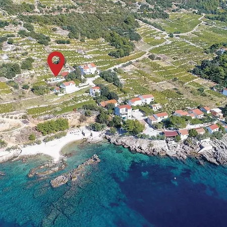 Two-bedroom In Dingac Gornji Dingač